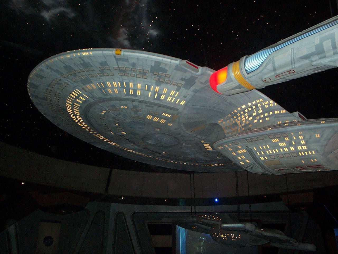 USS Enterprise 1701D port side using Flash