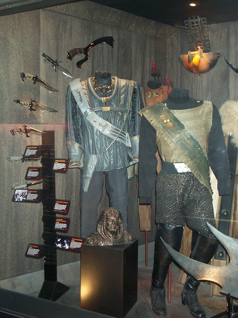 Klingon costumes and props
